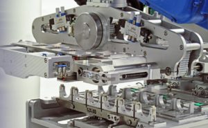 Special machine – Dialyser caps assembly with robot